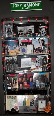 ramones1